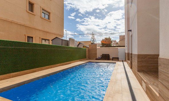Resale - Apartment -
Torrevieja - Costa Blanca