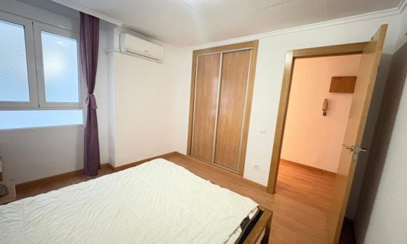 Resale - Apartment -
Torrevieja - Costa Blanca