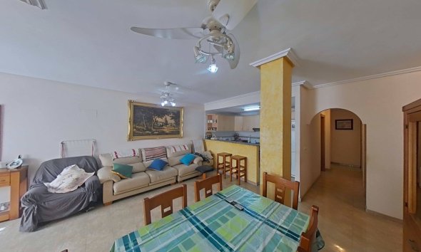 Resale - Apartment -
Torrevieja - Estacion De Autobuses