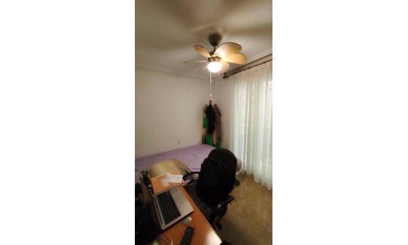 Resale - Apartment -
Torrevieja - Estacion De Autobuses