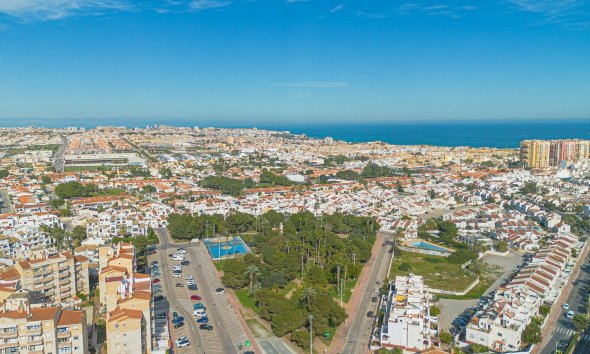 Revente - Town House -
Torrevieja - Calas Blanca