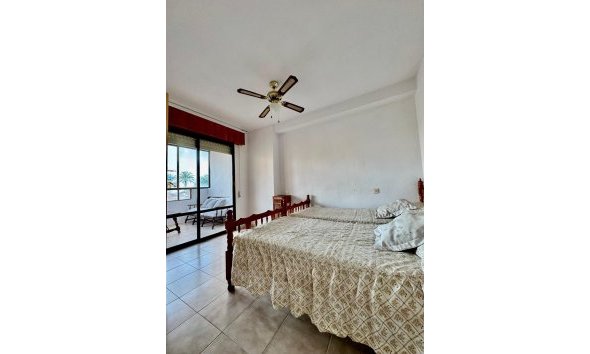 Revente - Apartment -
Torrevieja - Cabo Cervera