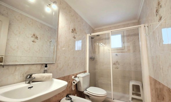 Resale - Apartment -
Torrevieja - Estacion De Autobuses