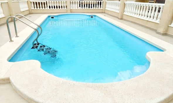 Resale - Apartment -
Torrevieja - Estacion De Autobuses