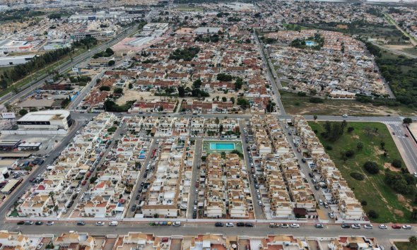 Revente - Bungalow -
Torrevieja - El Limonar