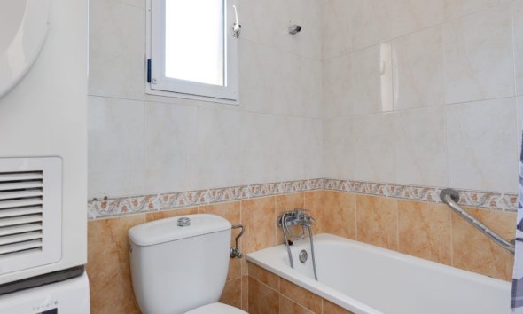 Revente - Town House -
Torrevieja - Costa Blanca