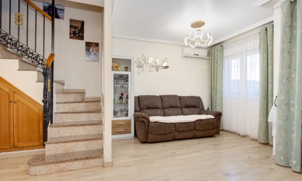 Revente - Town House -
Torrevieja - Costa Blanca