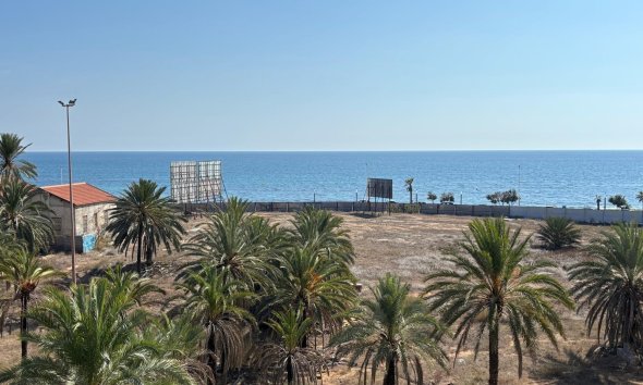 Revente - Apartment -
Torrevieja - Playa del Cura