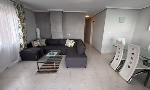 Revente - Apartment -
Torrevieja - Playa De Los Naufragos