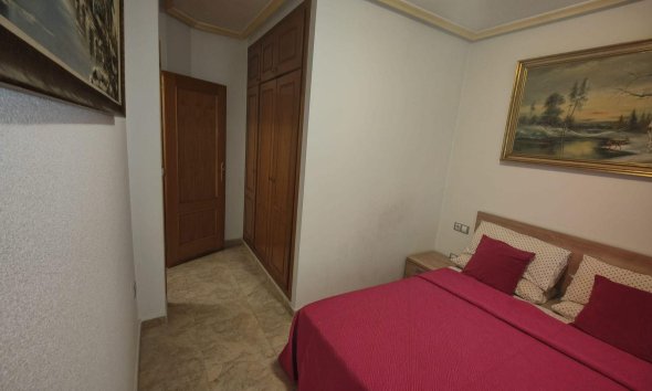 Revente - Apartment -
Torrevieja - La Mata