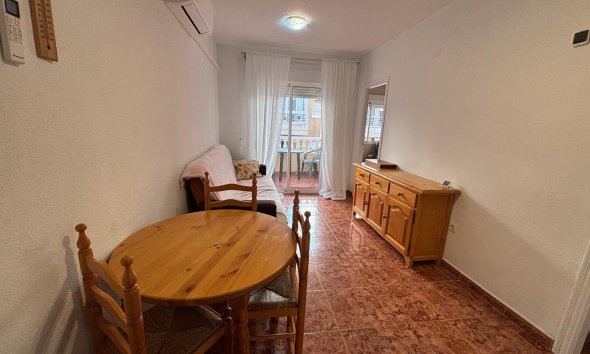 Revente - Apartment -
Torrevieja - Playa del Cura