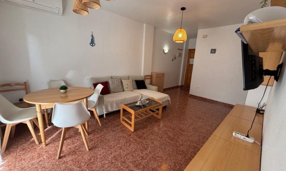 Revente - Apartment -
Torrevieja - Playa de los Locos