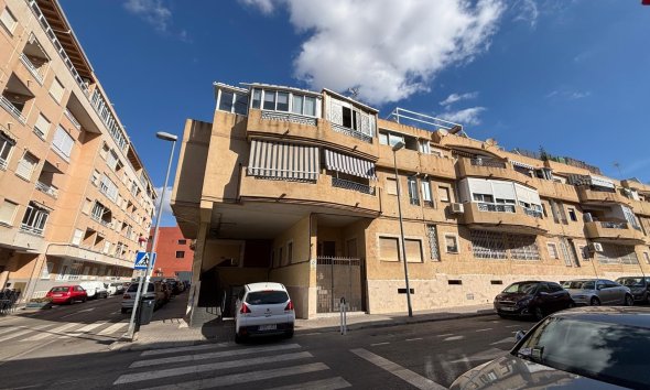 Revente - Apartment -
Torrevieja - Playa de los Locos