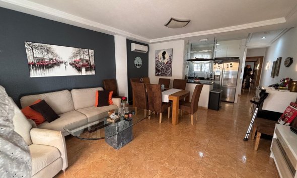 Resale - Apartment -
Torrevieja