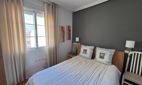 Resale - Apartment -
Torrevieja