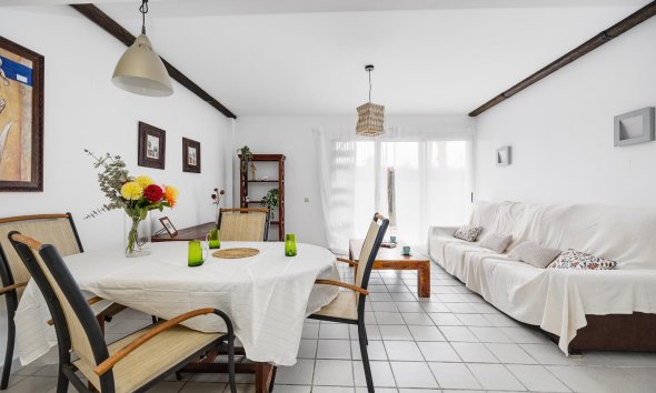 Reventa - Apartment -
Orihuela Costa