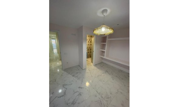 Revente - Apartment -
Torrevieja - Costa Blanca