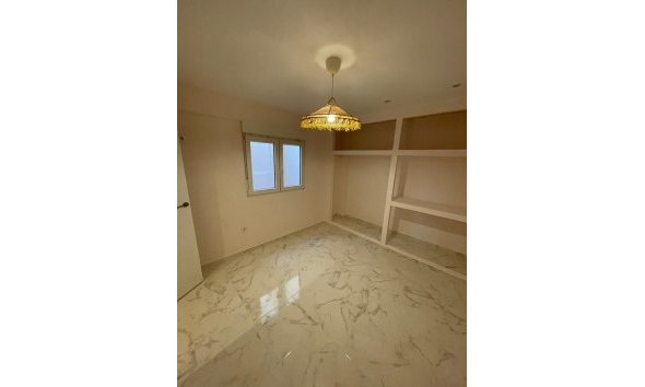 Revente - Apartment -
Torrevieja - Costa Blanca