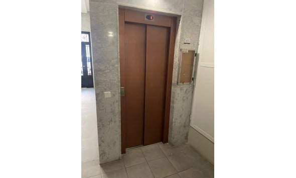 Revente - Apartment -
Torrevieja - Costa Blanca