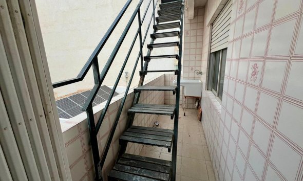 Revente - Apartment -
Torrevieja - Centro