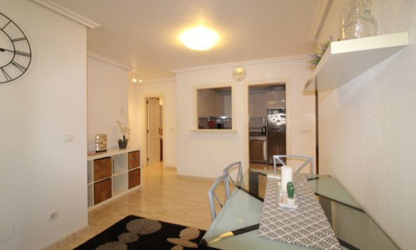 Revente - Apartment -
Torrevieja - Centro