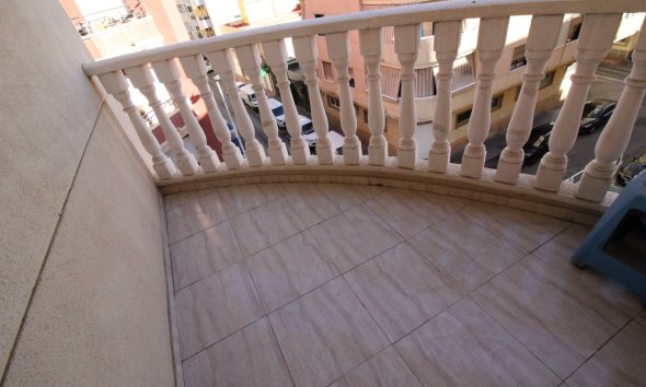 Revente - Apartment -
Torrevieja - Centro