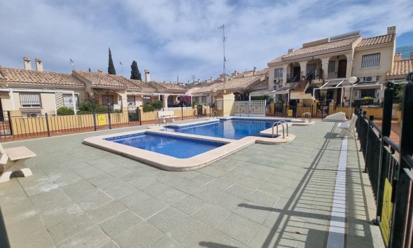 Revente - Semi Detached -
Guardamar del Segura - Urbanizaciones