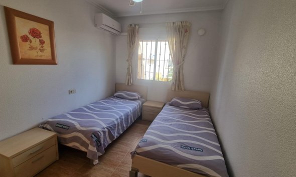 Revente - Semi Detached -
Guardamar del Segura - Urbanizaciones