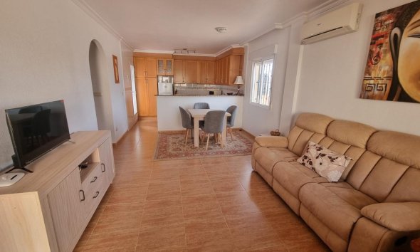 Revente - Semi Detached -
Guardamar del Segura - Urbanizaciones