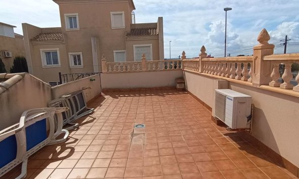 Revente - Semi Detached -
Guardamar del Segura - Urbanizaciones