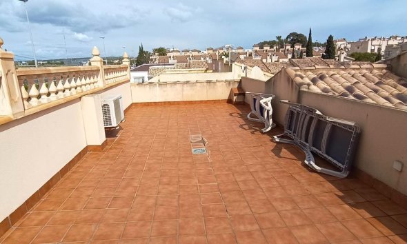 Revente - Semi Detached -
Guardamar del Segura - Urbanizaciones