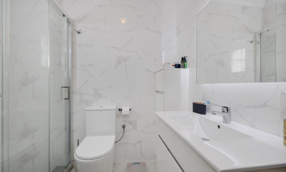 Revente - Attique -
Torrevieja - Centro