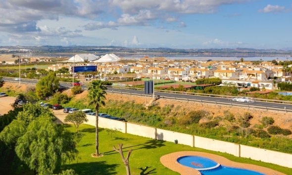 Revente - Attique -
Torrevieja - Centro