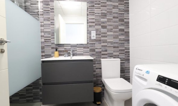 Revente - Bungalow -
Pilar de la Horadada - Costa Blanca