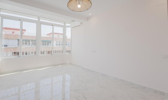 Revente - Apartment -
Torrevieja - Costa Blanca