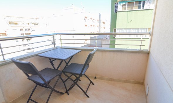 Revente - Apartment -
Torrevieja - Playa del Cura
