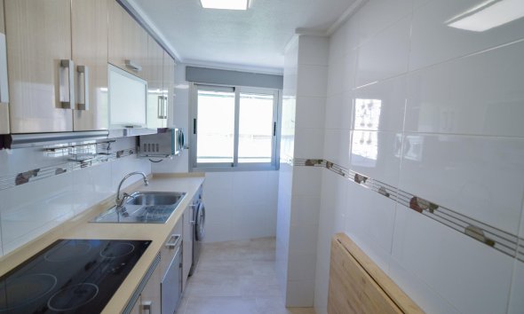 Revente - Apartment -
Torrevieja - Playa del Cura