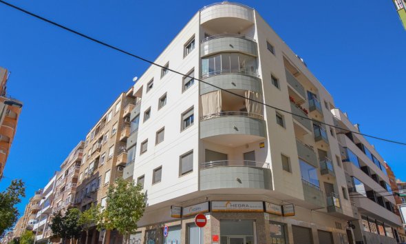 Revente - Apartment -
Torrevieja - Playa del Cura