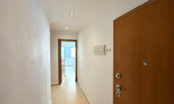 Revente - Apartment -
Torrevieja - Playa del Cura