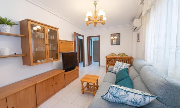 Revente - Apartment -
Torrevieja - Acequion