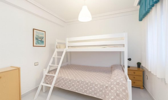 Revente - Apartment -
Torrevieja - Acequion