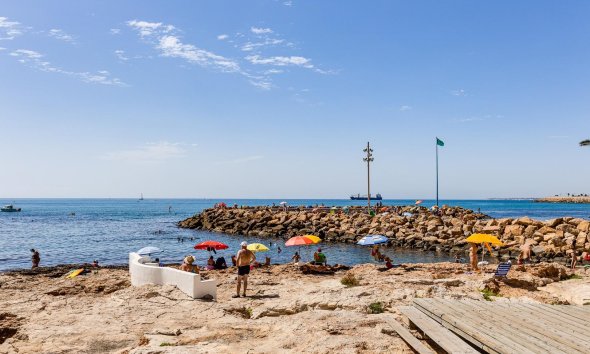 Revente - Apartment -
Torrevieja - Acequion