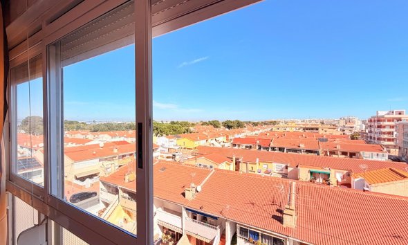 Resale - Apartment -
Torrevieja - Playa De Los Naufragos