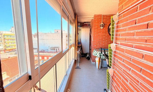 Resale - Apartment -
Torrevieja - Playa De Los Naufragos
