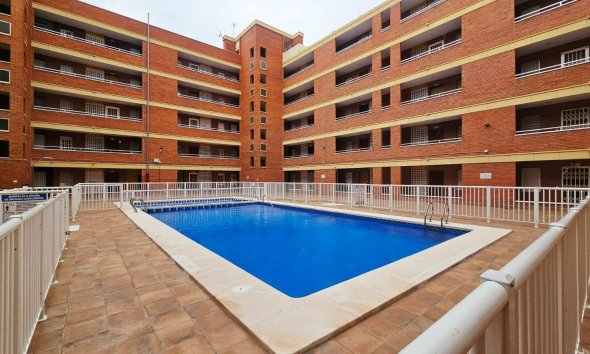 Resale - Apartment -
Torrevieja - Playa De Los Naufragos
