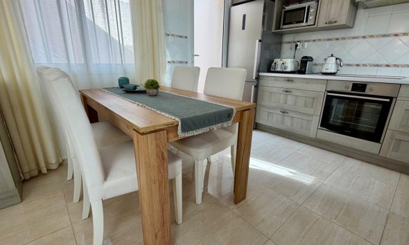 Revente - Semi Detached -
Rojales - Pueblo