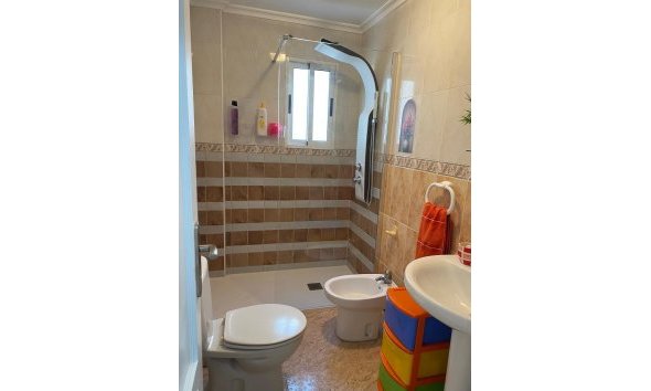 Reventa - Ático -
Torrevieja - Estacion De Autobuses