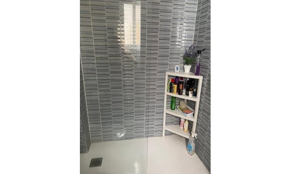 Reventa - Ático -
Torrevieja - Estacion De Autobuses