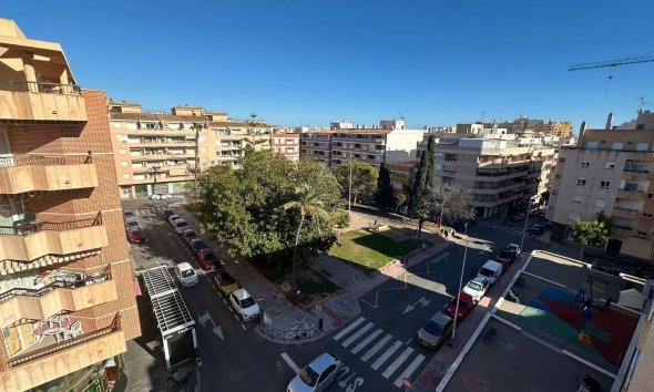 Reventa - Apartment -
Torrevieja - Estacion De Autobuses