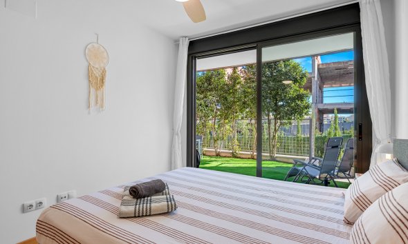 Resale - Apartment -
Campoamor - Costa Blanca